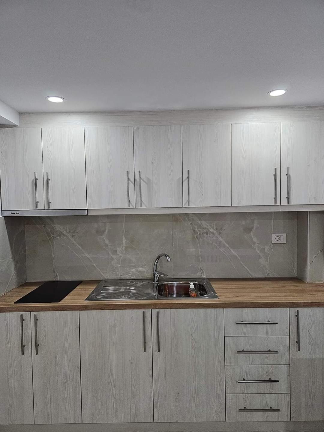 Holiday Apartment Bido Sarandë Esterno foto