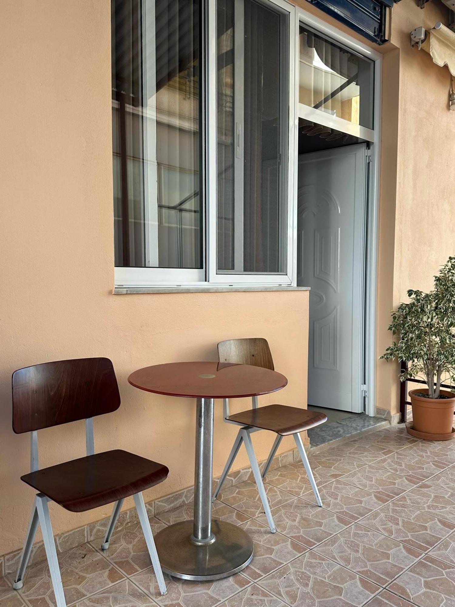 Holiday Apartment Bido Sarandë Esterno foto